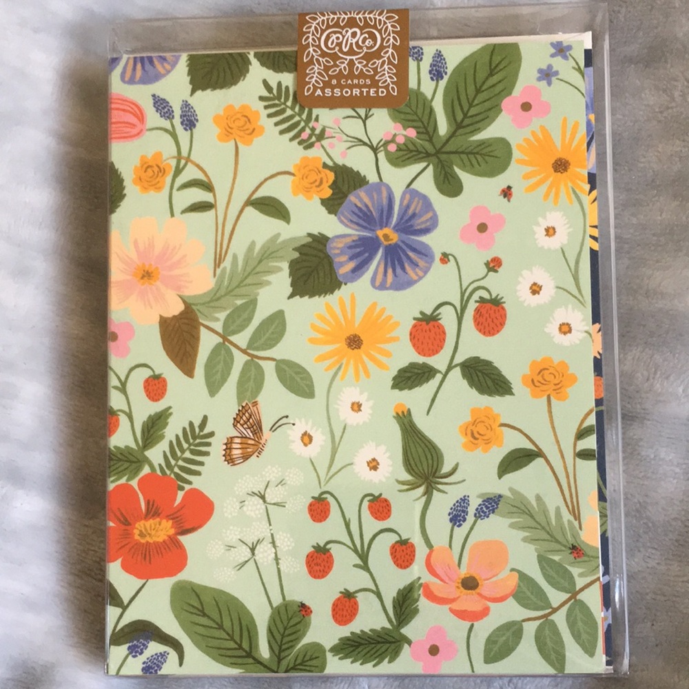 Strawberry Fields 8 Assorted Floral Blank Cards White Solid Envelopes NWT Rifle - Picture 1 of 9